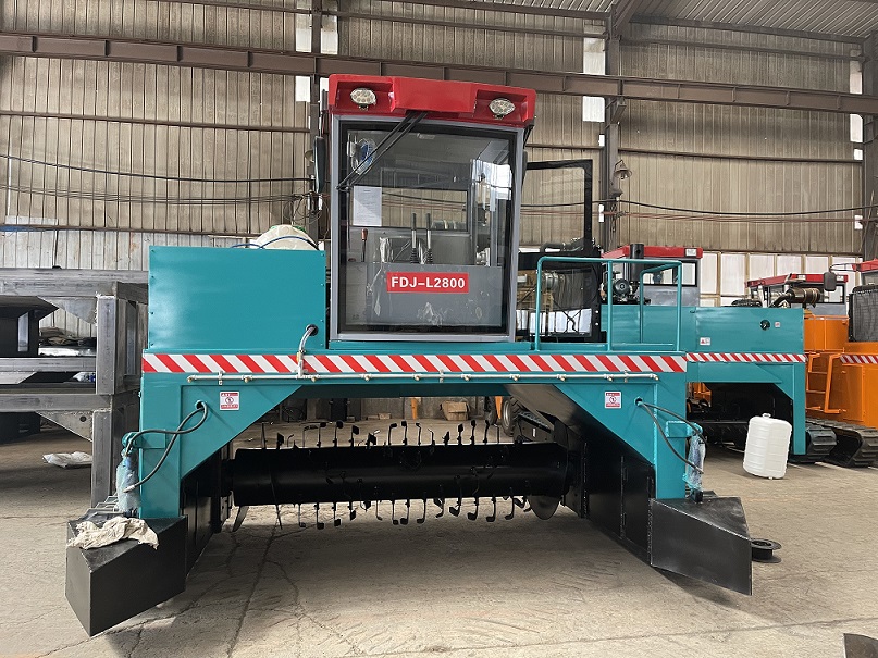 FDJ-2800型履帶式翻拋機